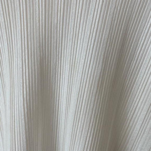 Pleats Please Issey Miyake Top (new, no tags) - Picture 2 of 2